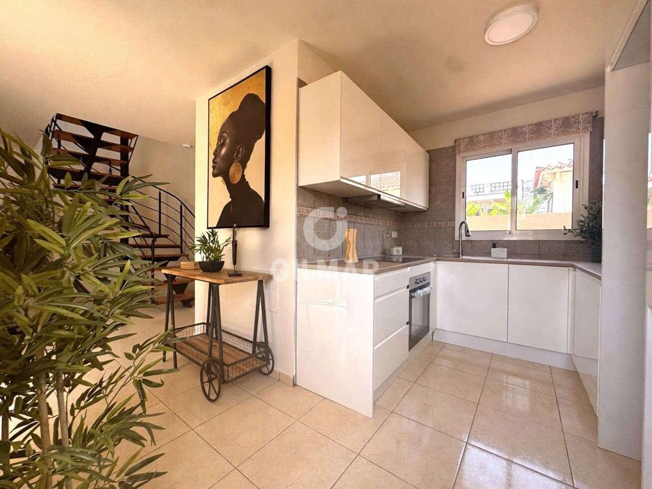 2 quarto Moradia Geminada para venda em Palm-Mar com piscina garagem - 650 000 € (Ref: 10012638)