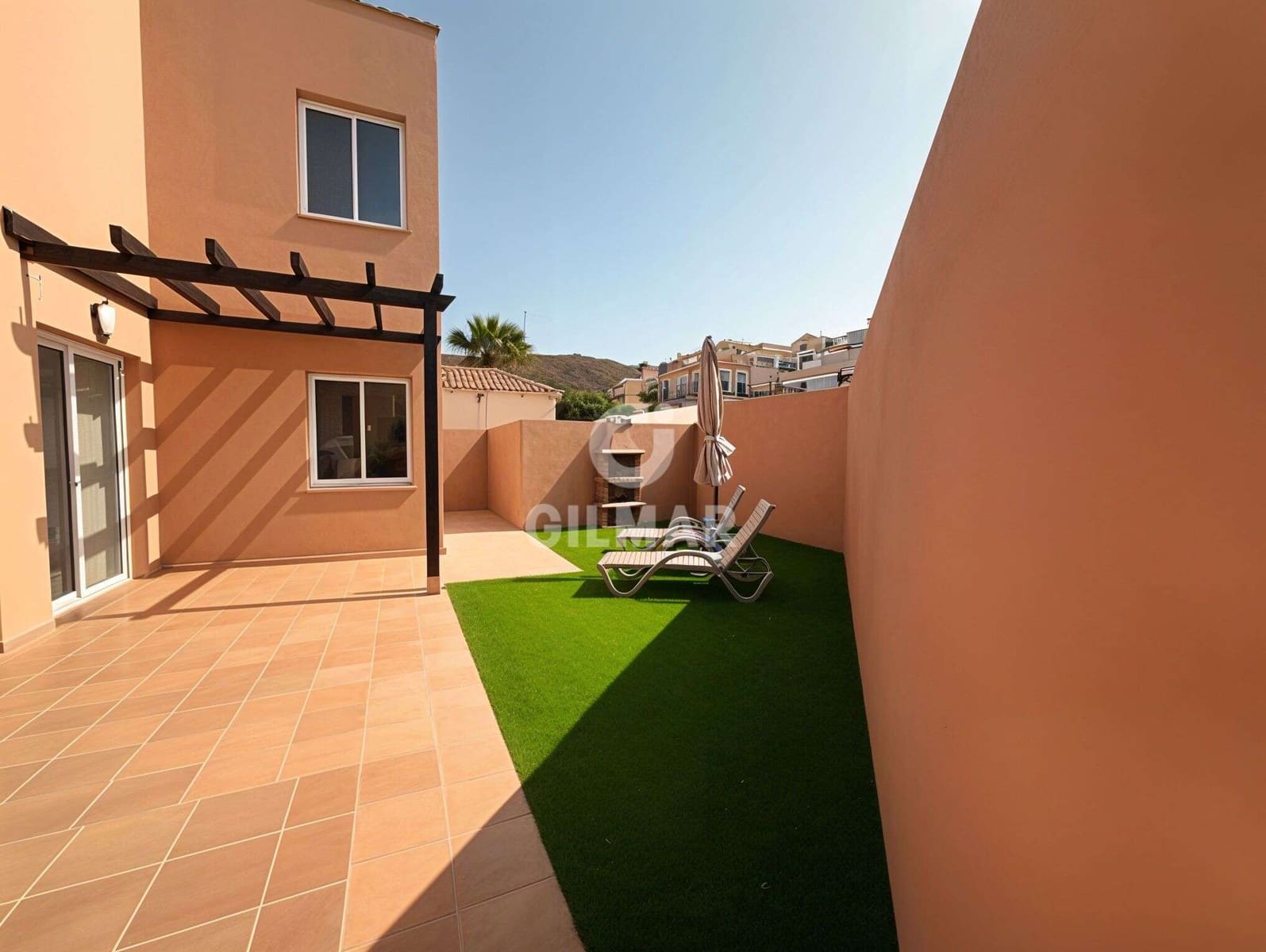 2 quarto Moradia Geminada para venda em Palm-Mar com piscina garagem - 650 000 € (Ref: 10012638)