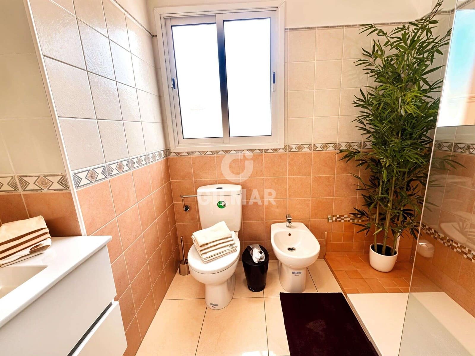 2 quarto Moradia Geminada para venda em Palm-Mar com piscina garagem - 650 000 € (Ref: 10012638)
