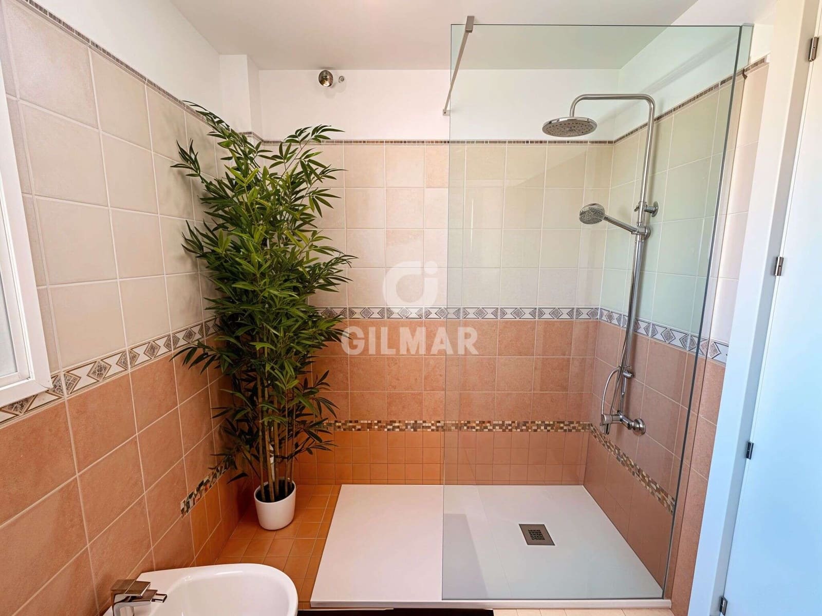 2 quarto Moradia Geminada para venda em Palm-Mar com piscina garagem - 650 000 € (Ref: 10012638)