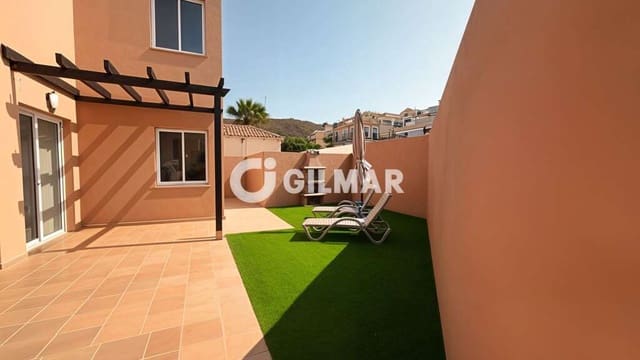 2 makuuhuone Paritalo myytävänä paikassa Palm-Mar, Arona mukana uima-altaan 
autotalli - 595 000 € (Ref: 10012638)