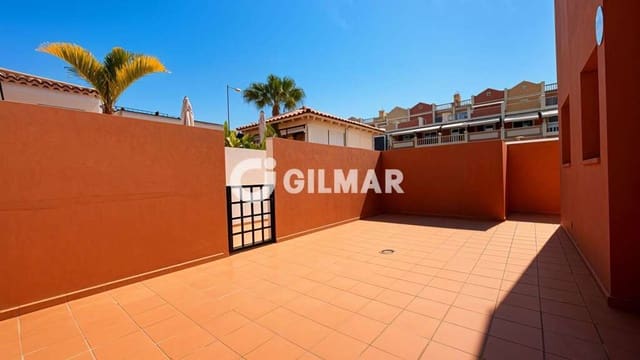 2 makuuhuone Paritalo myytävänä paikassa Palm-Mar, Arona mukana uima-altaan 
autotalli - 595 000 € (Ref: 10012638)