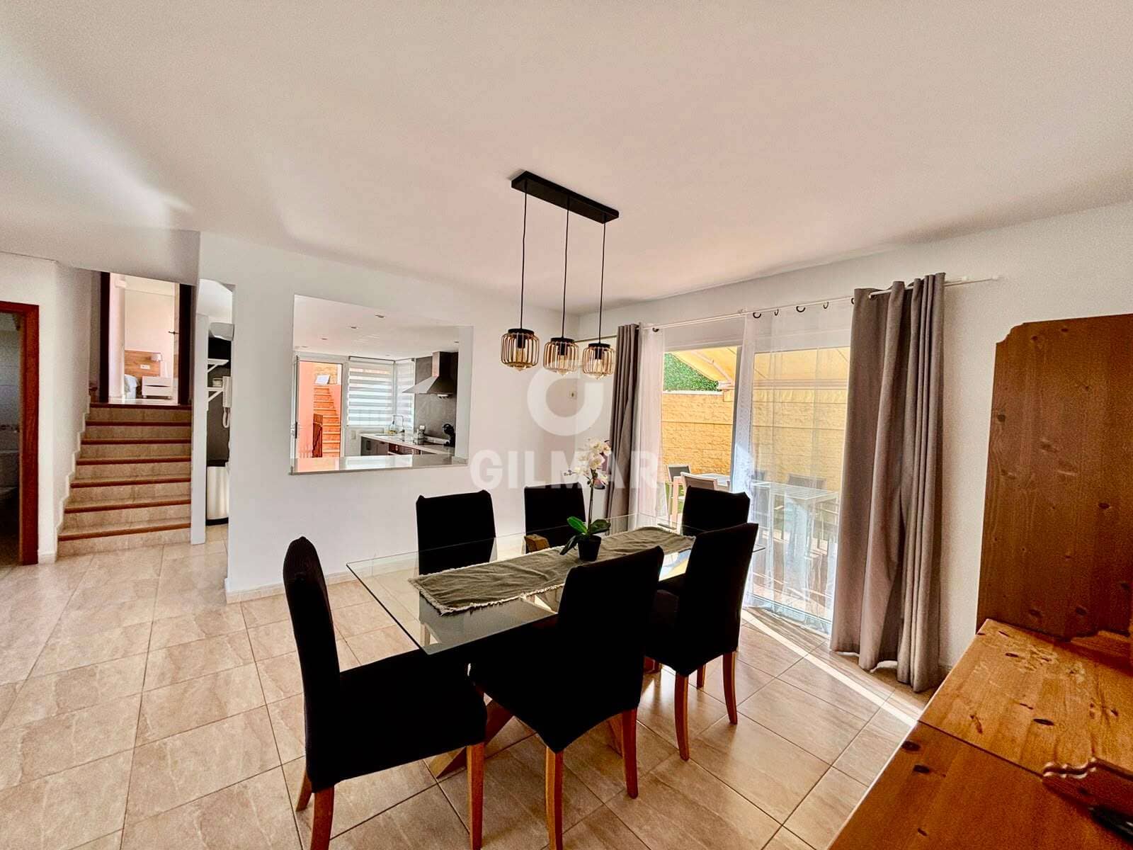 2 bedroom Semi-detached Villa for sale in Costa Adeje with garage - € 799,000 (Ref: 10012639)