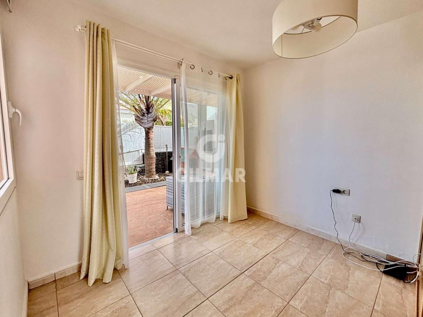 3 bedroom Semi-detached Villa for sale in Costa Adeje with garage - € 799,000 (Ref: 10012639)