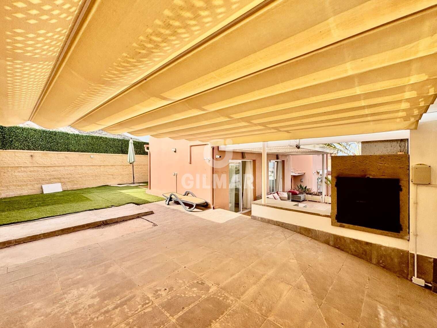 3 bedroom Semi-detached Villa for sale in Costa Adeje with garage - € 799,000 (Ref: 10012639)