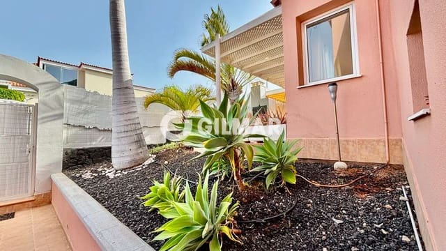 3 bedroom Semi-detached Villa for sale in Playa de Fañabé Alto, Adeje with garage - € 799,000 (Ref: 10012639)