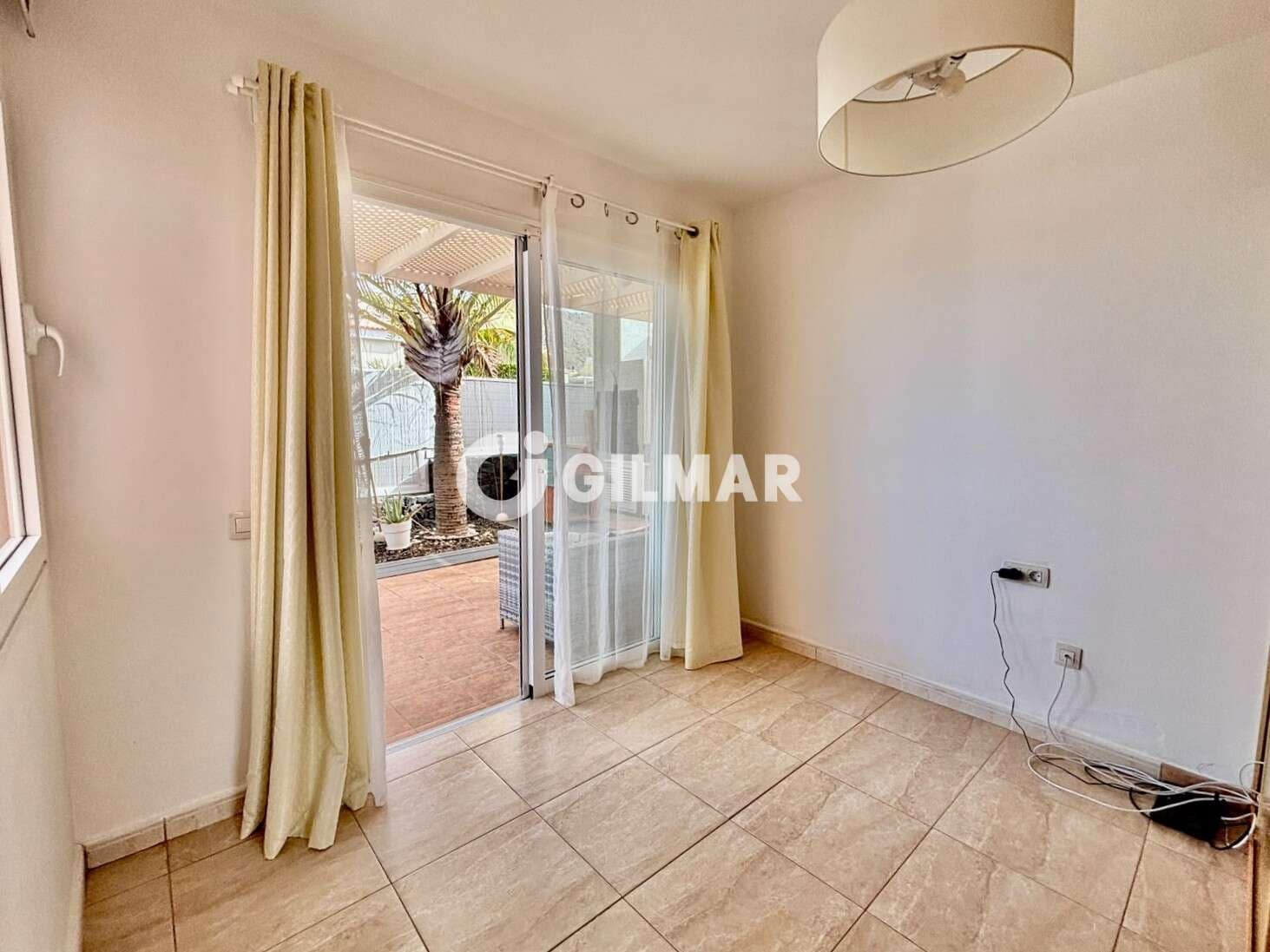3 bedroom Semi-detached Villa for sale in Costa Adeje with garage - € 799,000 (Ref: 10012639)