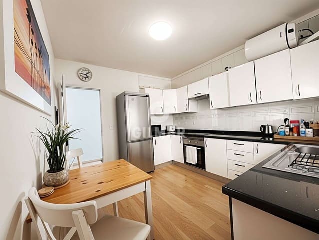 3 bedroom Flat for sale in El Medano, Granadilla de Abona - € 415,000 (Ref: 10012640)