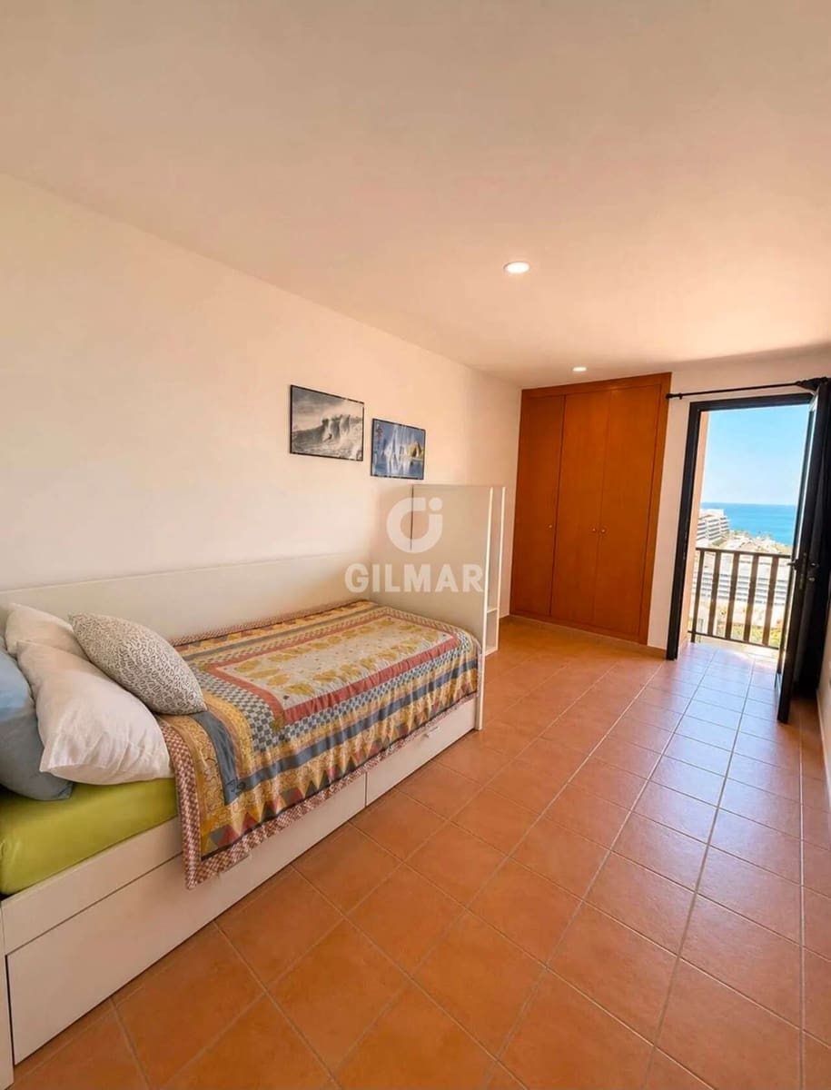 3 sovrum Radhus till salu i Playa Paraiso med pool garage - 785 000 € (Ref: 10012641)