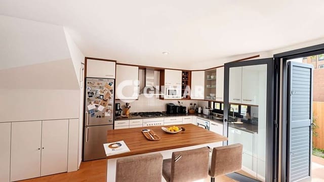3 makuuhuone Rivitalo myytävänä paikassa Playa Paraiso, Adeje mukana uima-altaan 
autotalli - 785 000 € (Ref: 10012641)