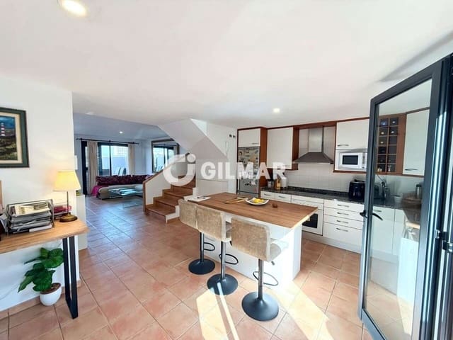 3 soveværelse Rækkehus til salg i Playa Paraiso, Adeje med swimmingpool garage - € 785.000 (Ref: 10012641)