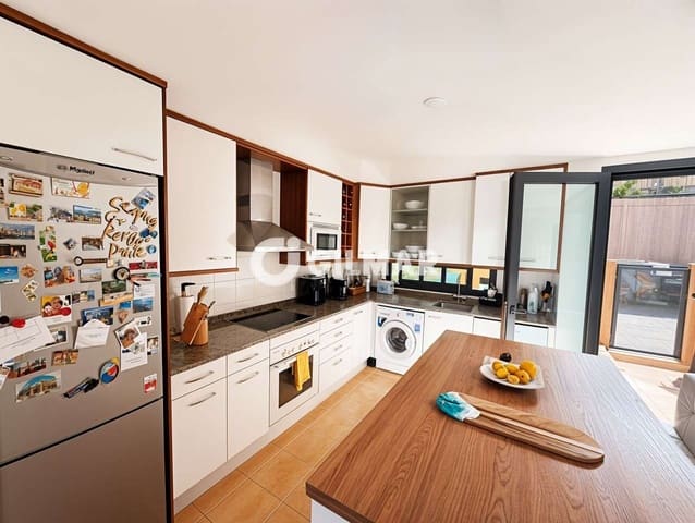 3 soveværelse Rækkehus til salg i Playa Paraiso, Adeje med swimmingpool garage - € 785.000 (Ref: 10012641)