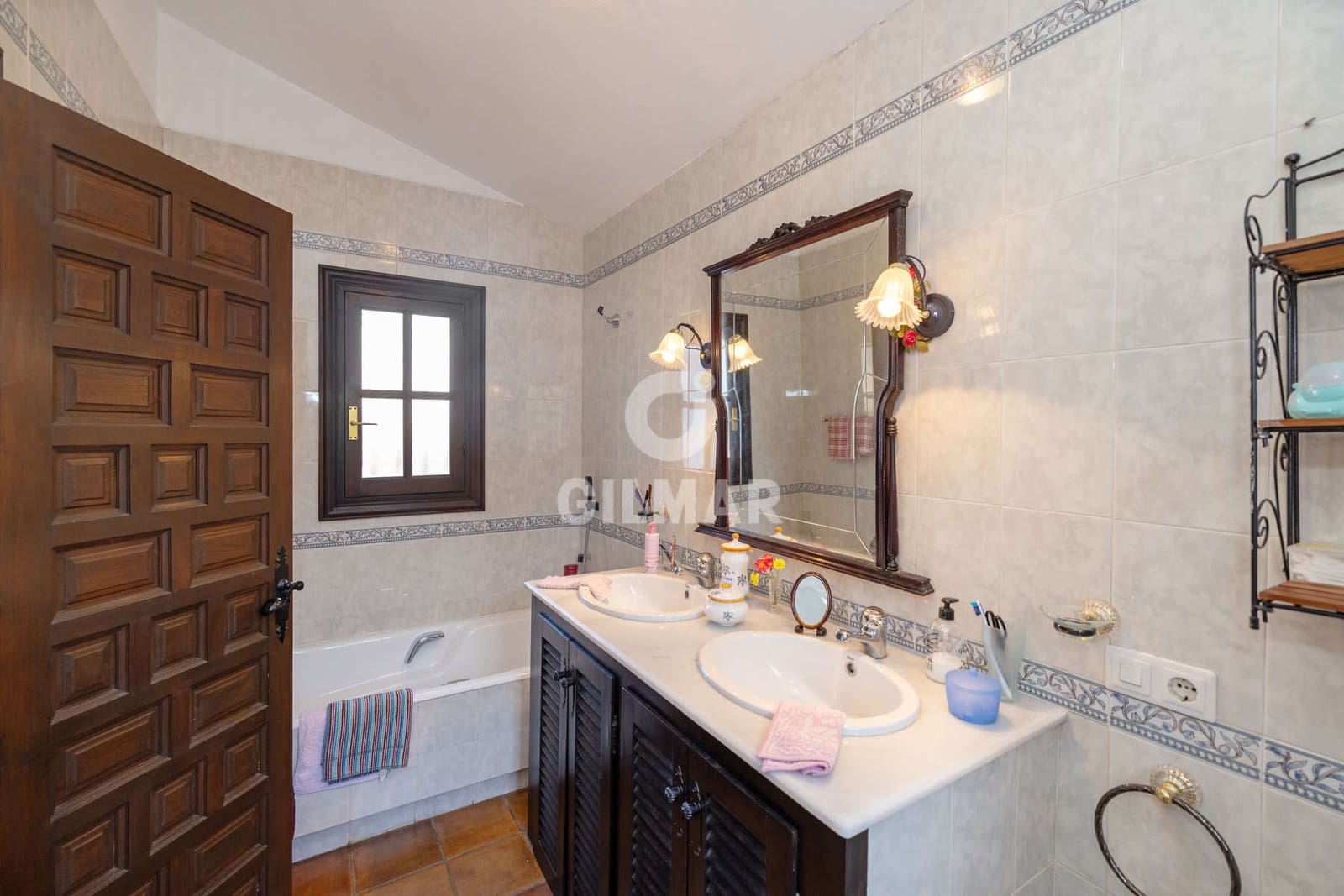 3 camera da letto Villa in vendita in Estepona con garage - 1.100.000 € (Rif: 10015918)