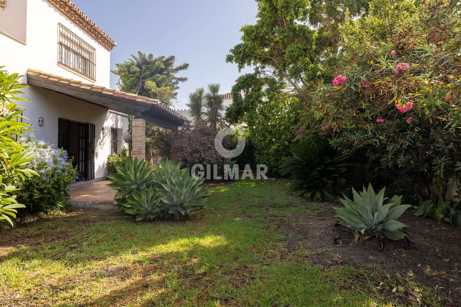 3 camera da letto Villa in vendita in Estepona con garage - 1.100.000 € (Rif: 10015918)