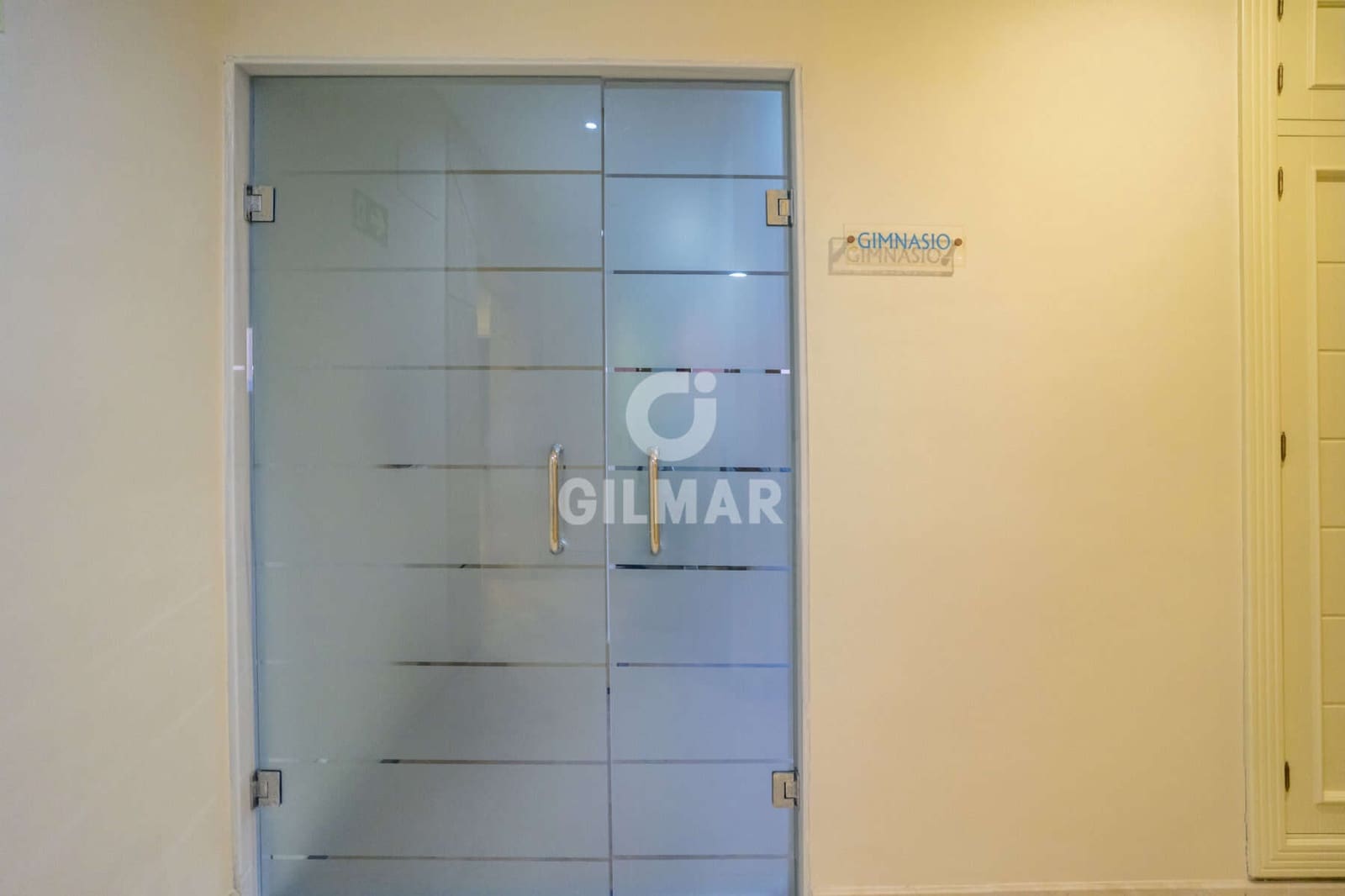 2 bedroom Flat for sale in Estepona with pool garage - € 750,000 (Ref: 10015919)