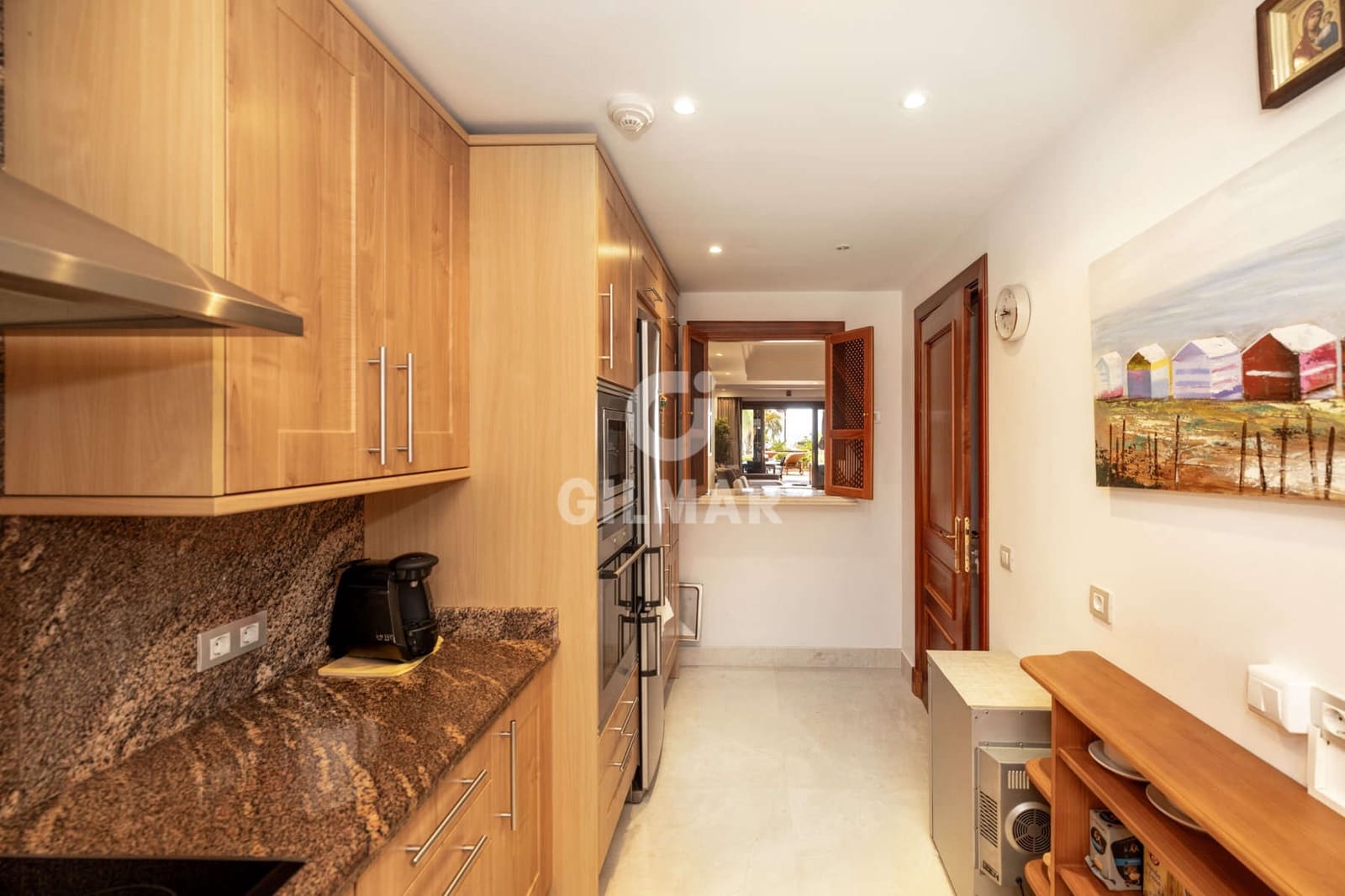 2 bedroom Flat for sale in Estepona with pool garage - € 750,000 (Ref: 10015919)