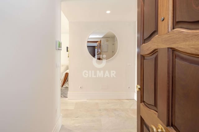 4 Zimmer Wohnung zu verkaufen in Playa Bajadilla - Puertos, Marbella mit Garage - 1.126.000 € (Ref: 10016572)