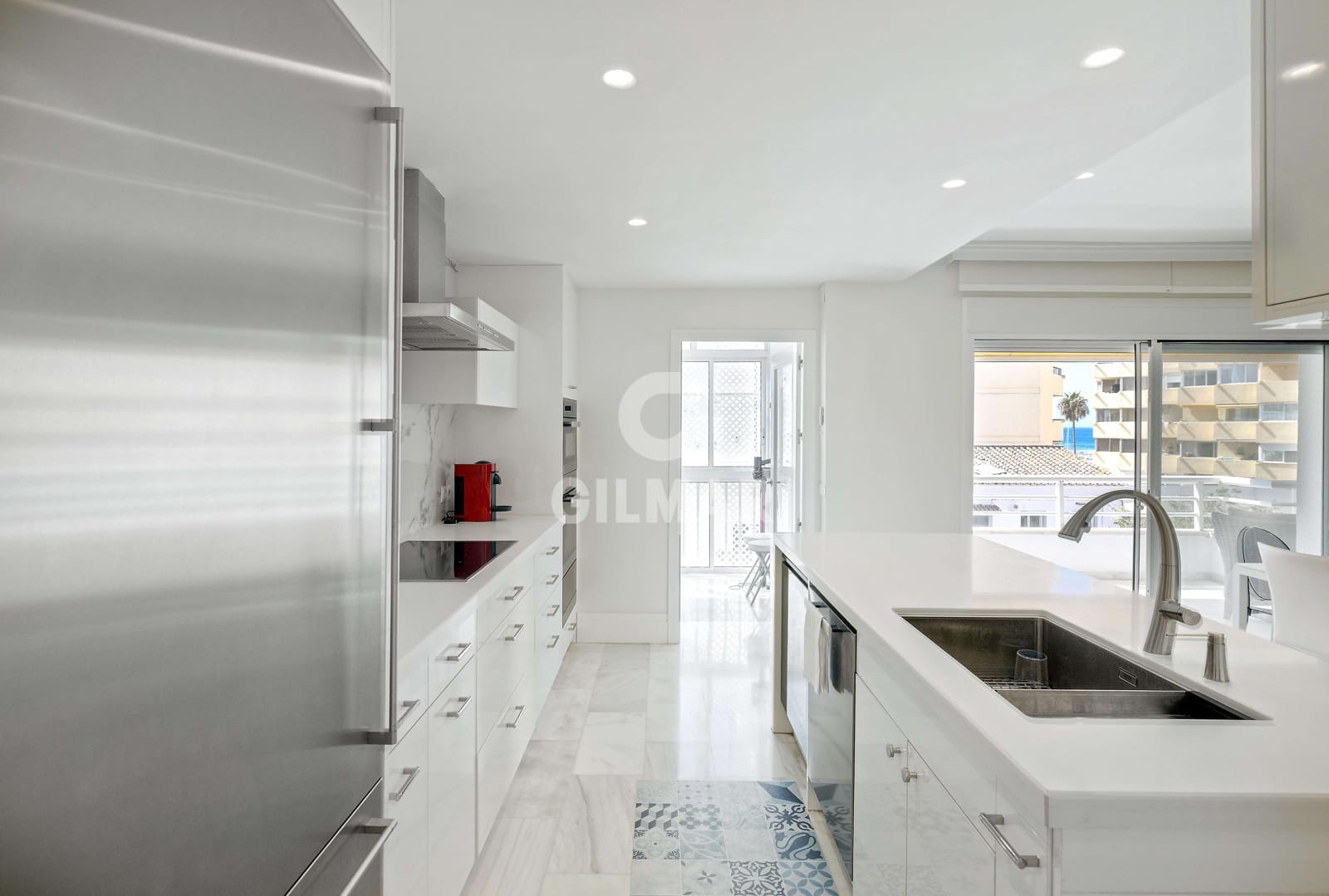 4 soveværelse Lejlighed til salg i Marbella med garage - € 1.126.000 (Ref: 10016572)