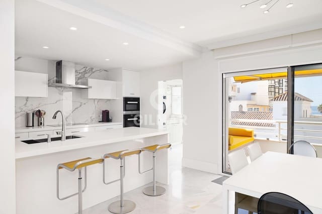4 Zimmer Wohnung zu verkaufen in Playa Bajadilla - Puertos, Marbella mit Garage - 1.126.000 € (Ref: 10016572)