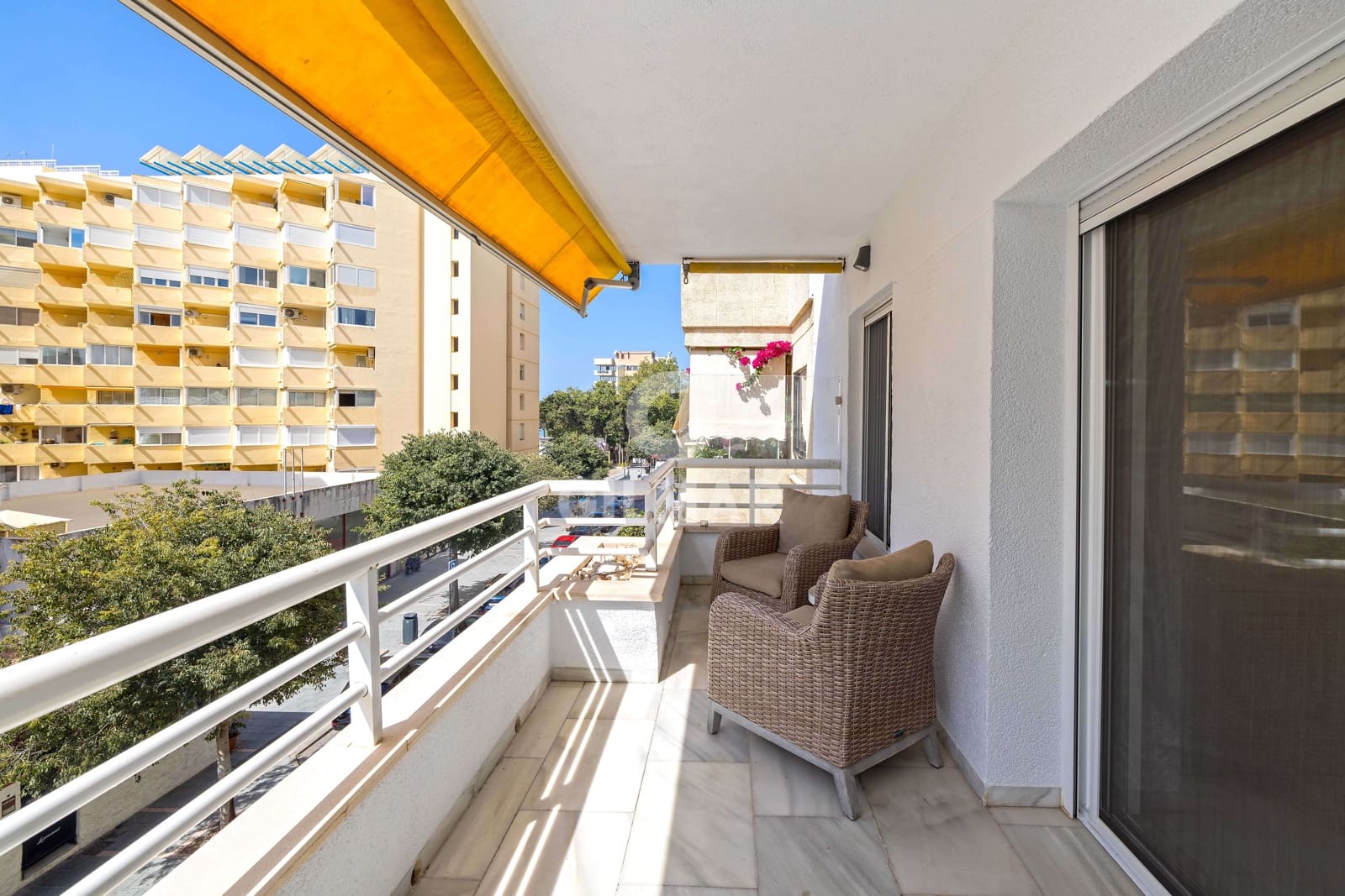 4 soveværelse Lejlighed til salg i Marbella med garage - € 1.126.000 (Ref: 10016572)