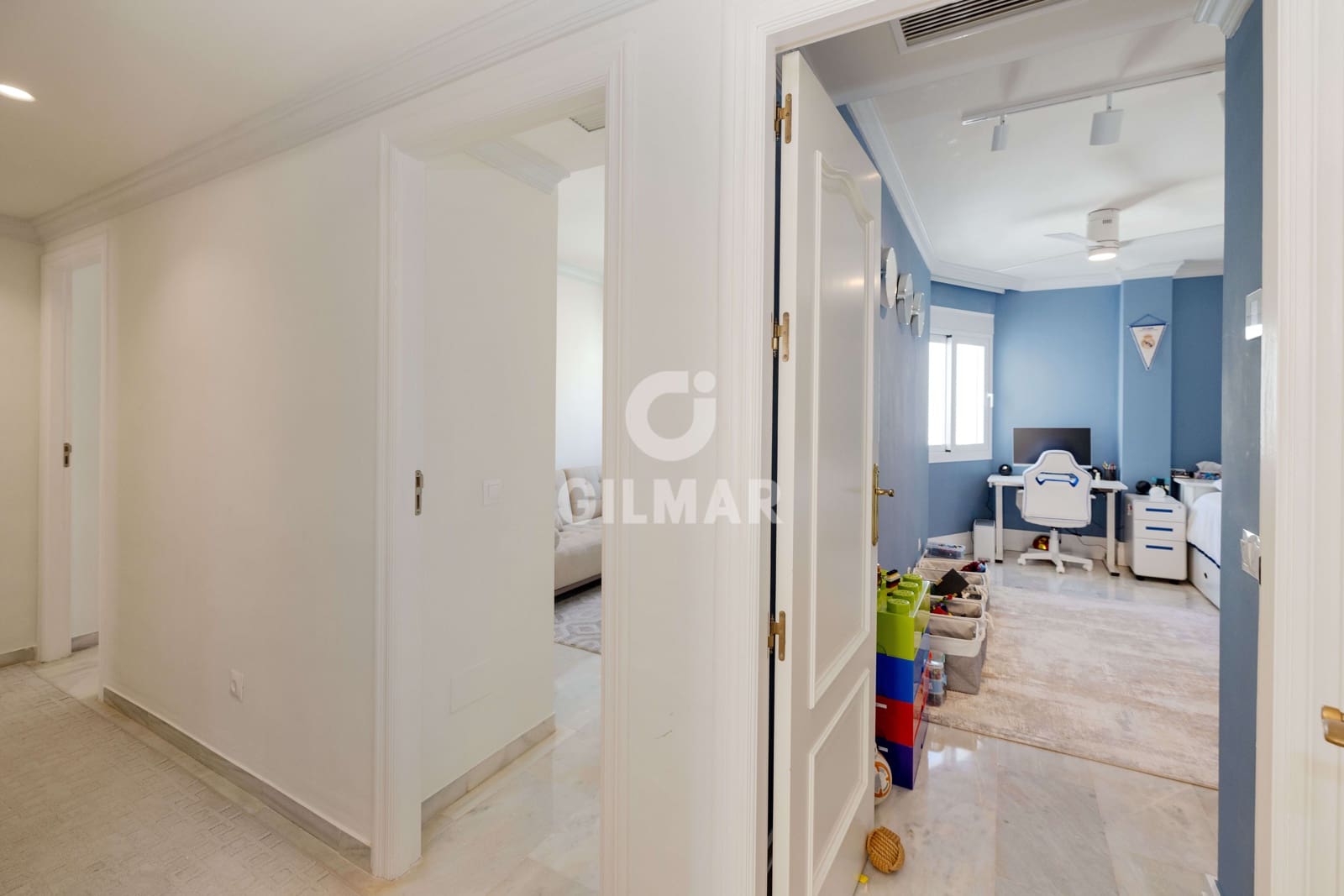 4 soveværelse Lejlighed til salg i Marbella med garage - € 1.126.000 (Ref: 10016572)