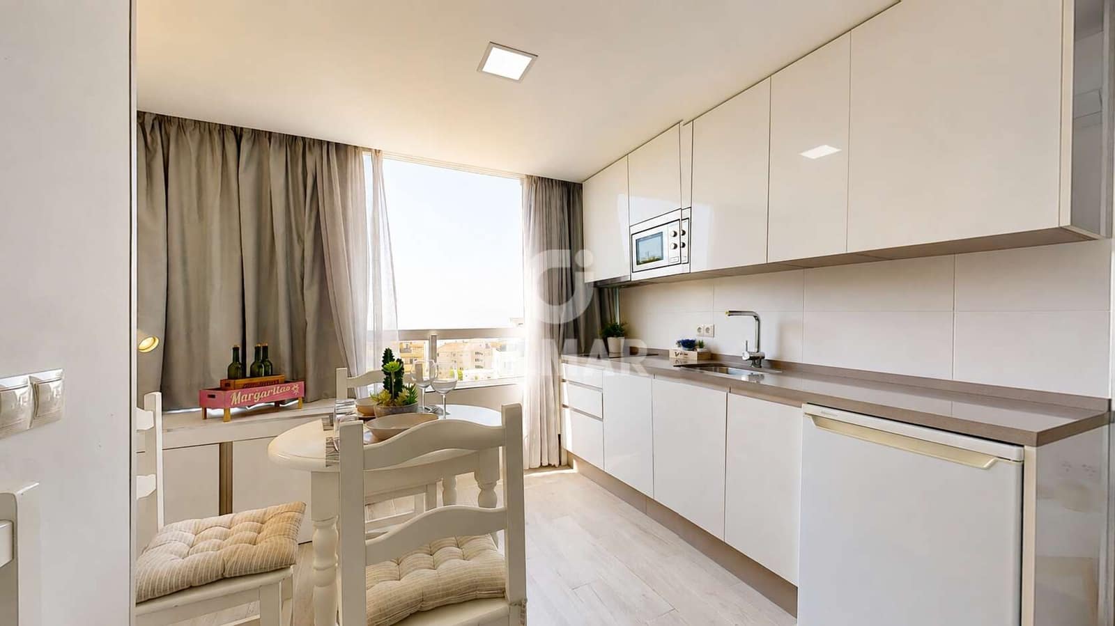 Studio til salgs i Benalmadena Costa med svømmebasseng - € 289 000 (Ref: 10019558)
