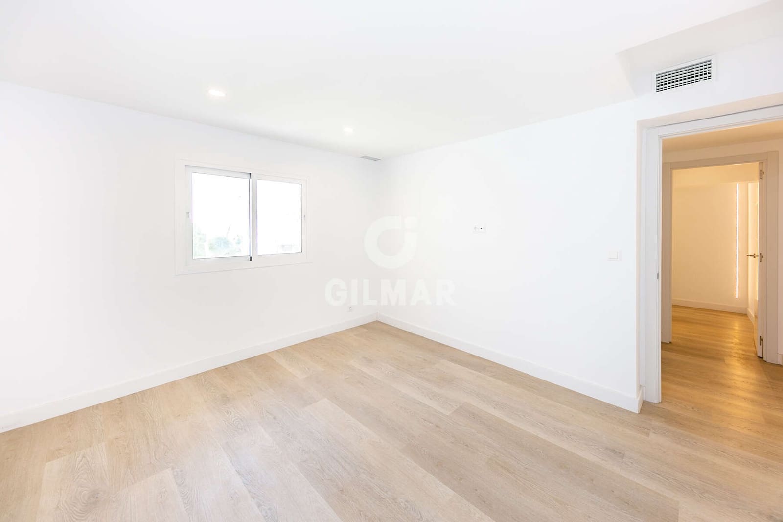 4 bedroom Villa for sale in Fuengirola with pool garage - € 699,000 (Ref: 10019559)