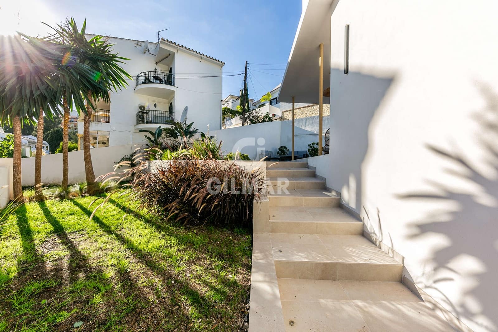 4 bedroom Villa for sale in Fuengirola with pool garage - € 699,000 (Ref: 10019559)