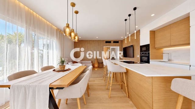 4 sovrum Villa till salu i Torreblanca, Fuengirola med pool garage - 699 000 € (Ref: 10019559)