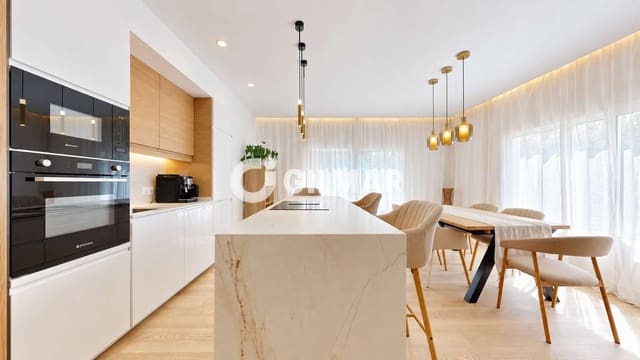 4 sovrum Villa till salu i Torreblanca, Fuengirola med pool garage - 699 000 € (Ref: 10019559)