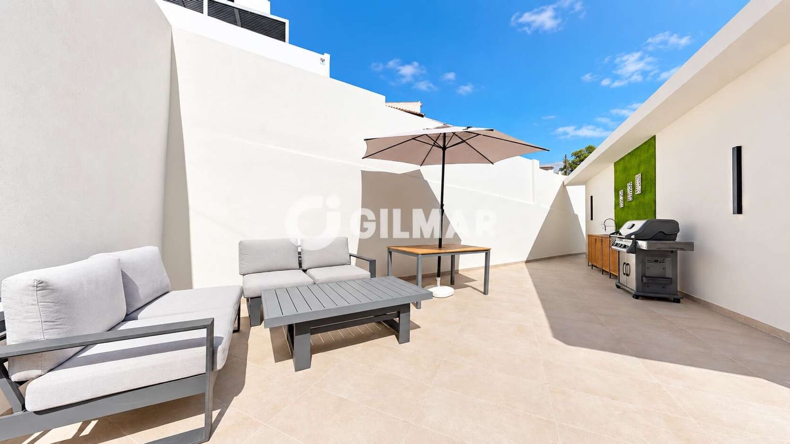 4 sypialnia Willa na sprzedaż w Fuengirola z basenem garażem - 699 000 € (Ref: 10019559)