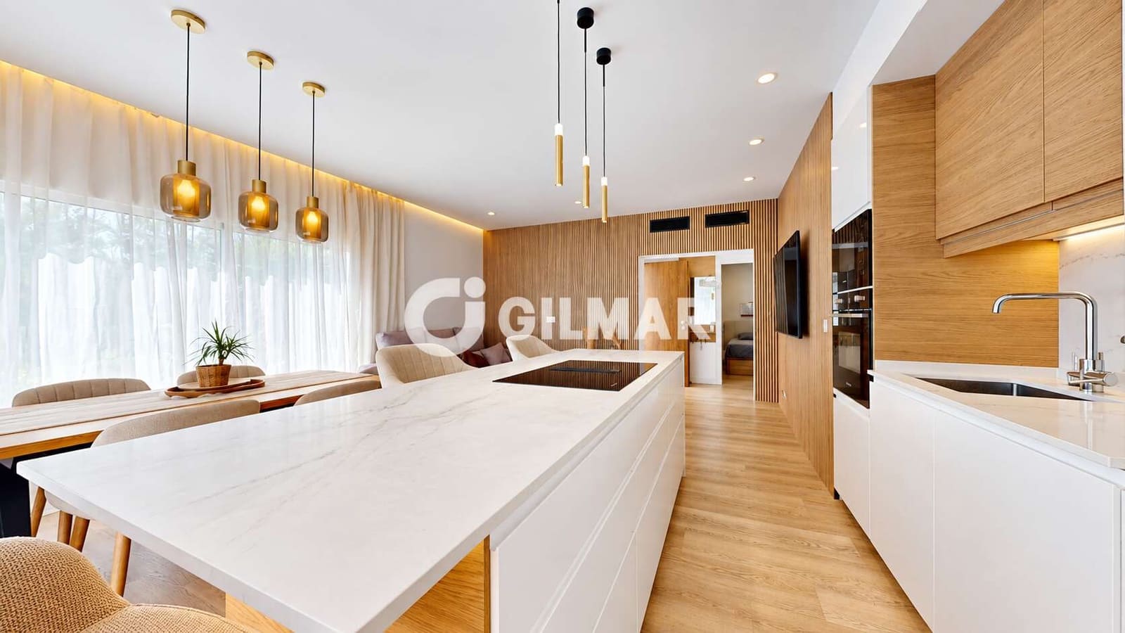 4 sypialnia Willa na sprzedaż w Fuengirola z basenem garażem - 699 000 € (Ref: 10019559)