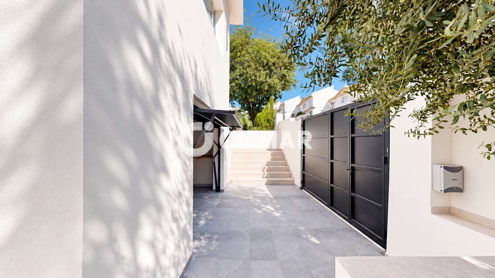 4 sypialnia Willa na sprzedaż w Fuengirola z basenem garażem - 699 000 € (Ref: 10019559)