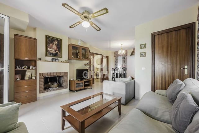 5 slaapkamer Villa te koop in Conil de la Frontera met garage - € 995.000 (Ref: 10019988)