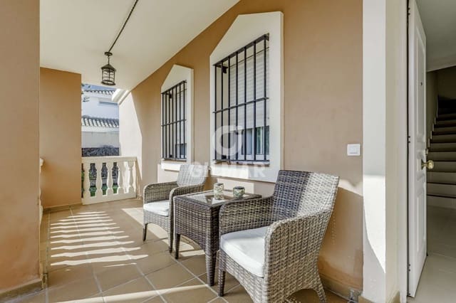 5 slaapkamer Villa te koop in Conil de la Frontera met garage - € 995.000 (Ref: 10019988)