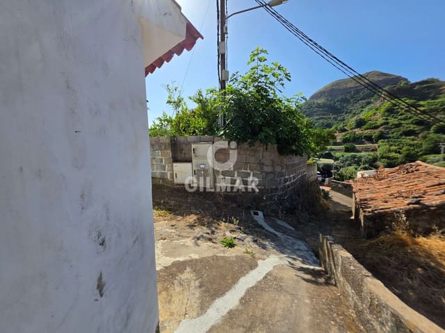 2 bedroom Villa for sale in Teror - € 175,000 (Ref: 10021401)