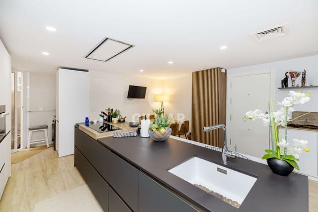 4 slaapkamer Flat te koop in Santa Paula, Málaga stad met zwembad garage - € 1.390.000 (Ref: 10021402)