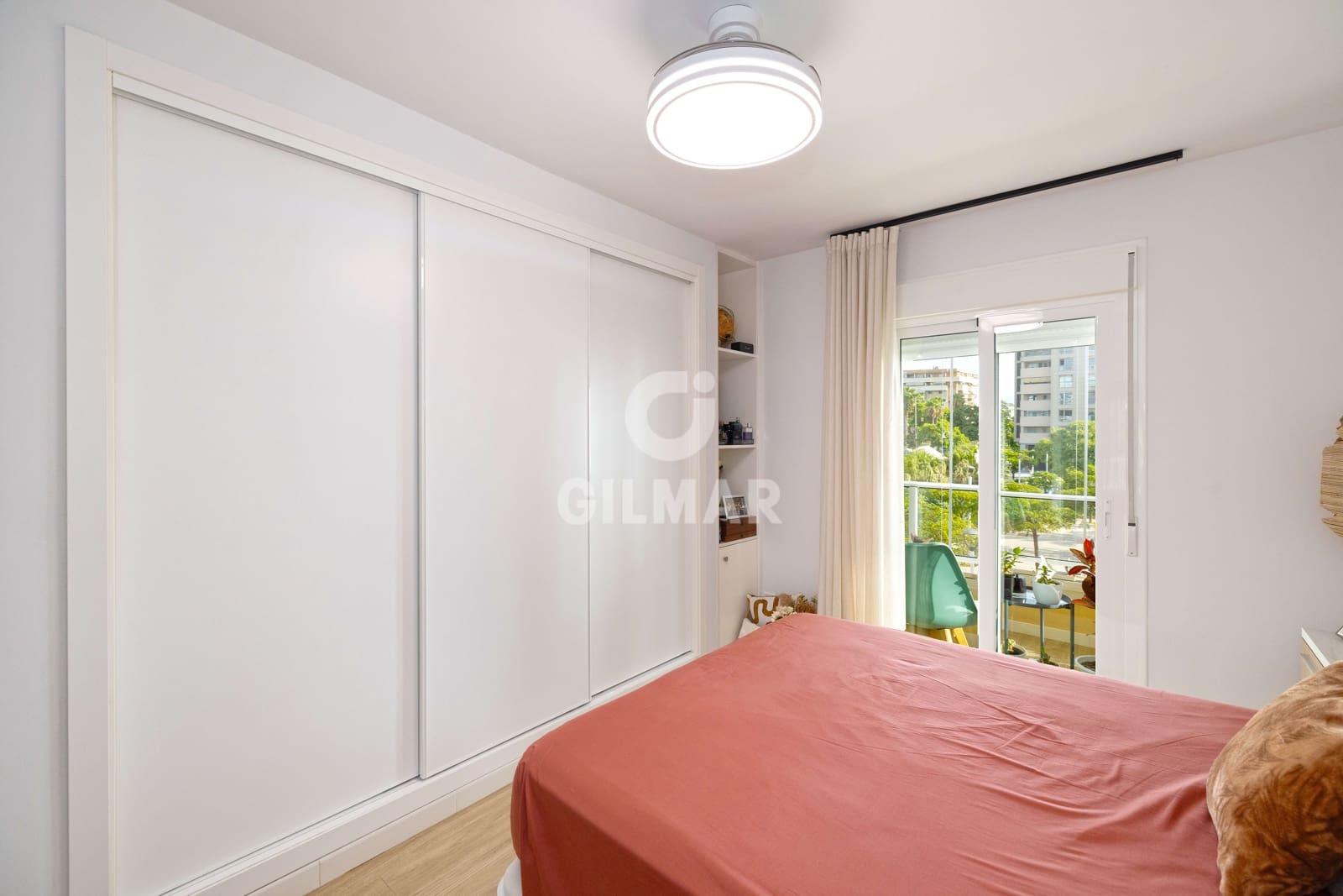 4 slaapkamer Flat te koop in Malaga stad met zwembad garage - € 1.390.000 (Ref: 10021402)