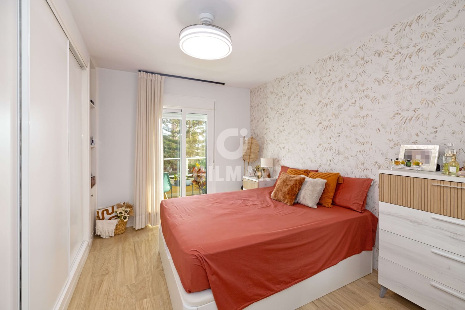 4 slaapkamer Flat te koop in Malaga stad met zwembad garage - € 1.390.000 (Ref: 10021402)