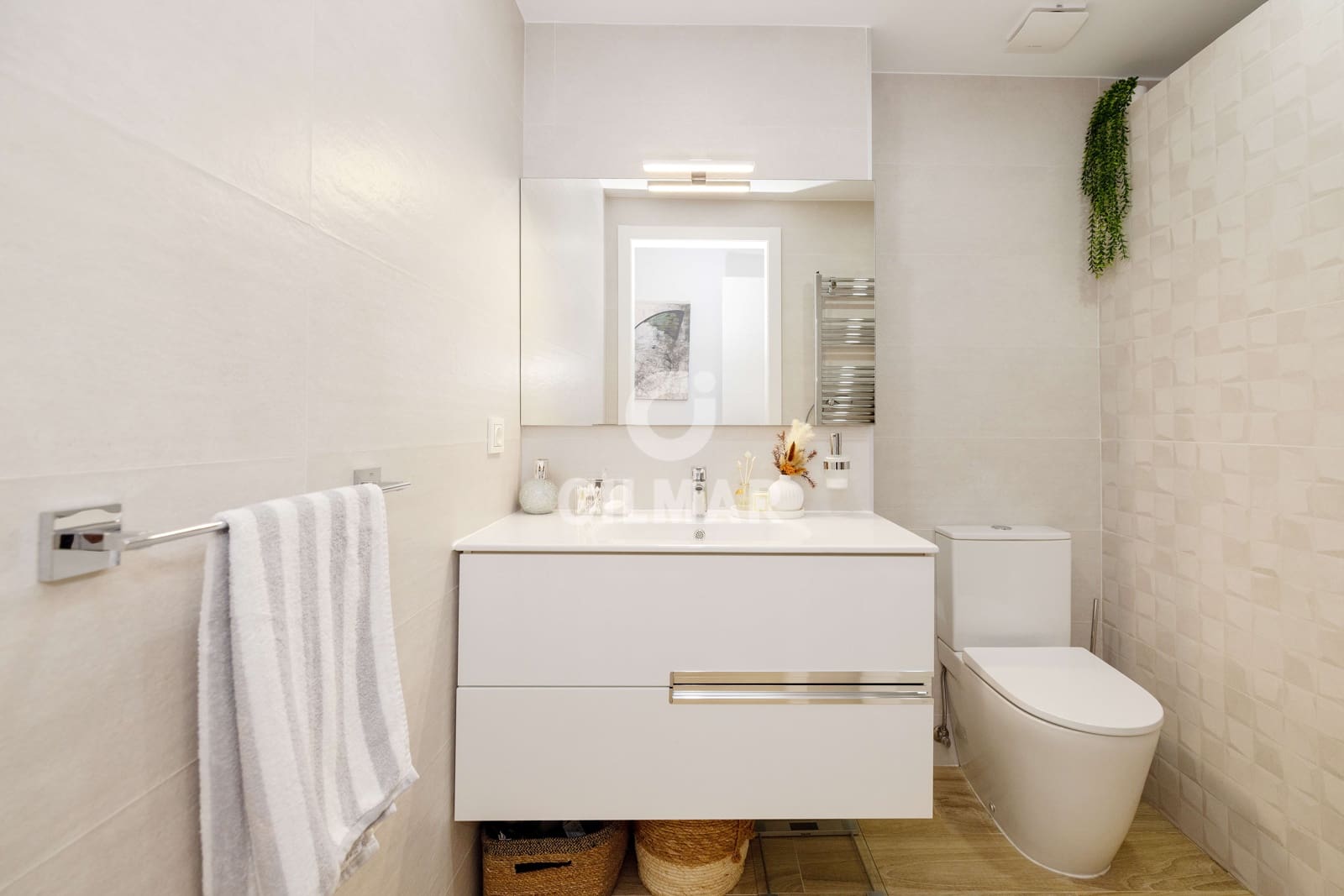 4 slaapkamer Flat te koop in Malaga stad met zwembad garage - € 1.390.000 (Ref: 10021402)