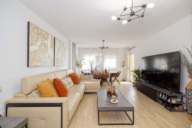 4 slaapkamer Flat te koop in Santa Paula, Málaga stad met zwembad garage - € 1.390.000 (Ref: 10021402)