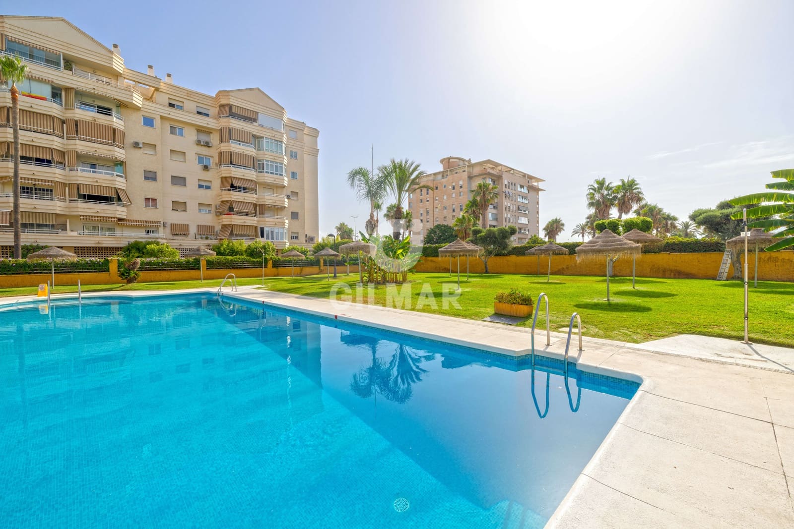4 slaapkamer Flat te koop in Malaga stad met zwembad garage - € 1.390.000 (Ref: 10021402)