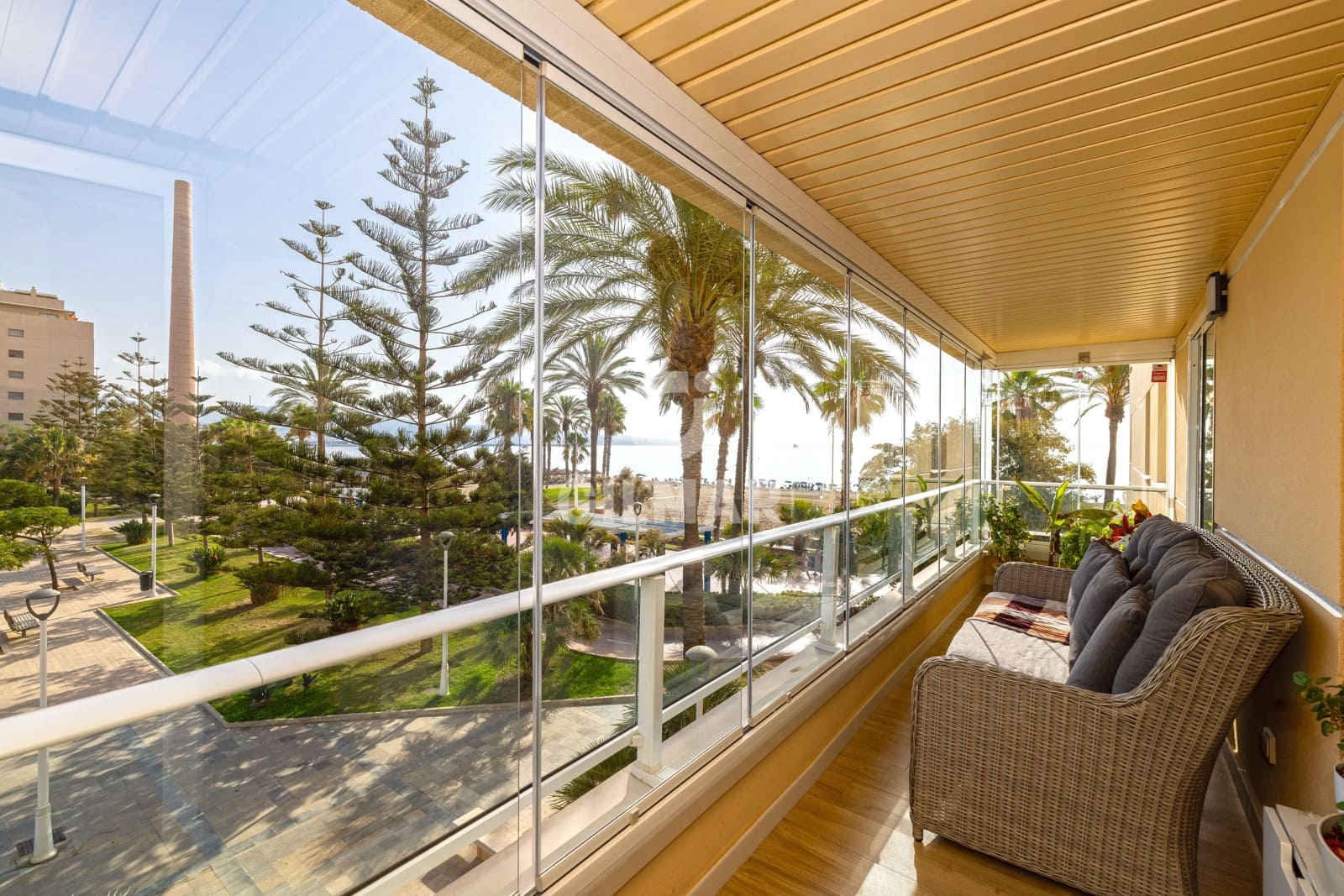 4 slaapkamer Flat te koop in Malaga stad met zwembad garage - € 1.390.000 (Ref: 10021402)