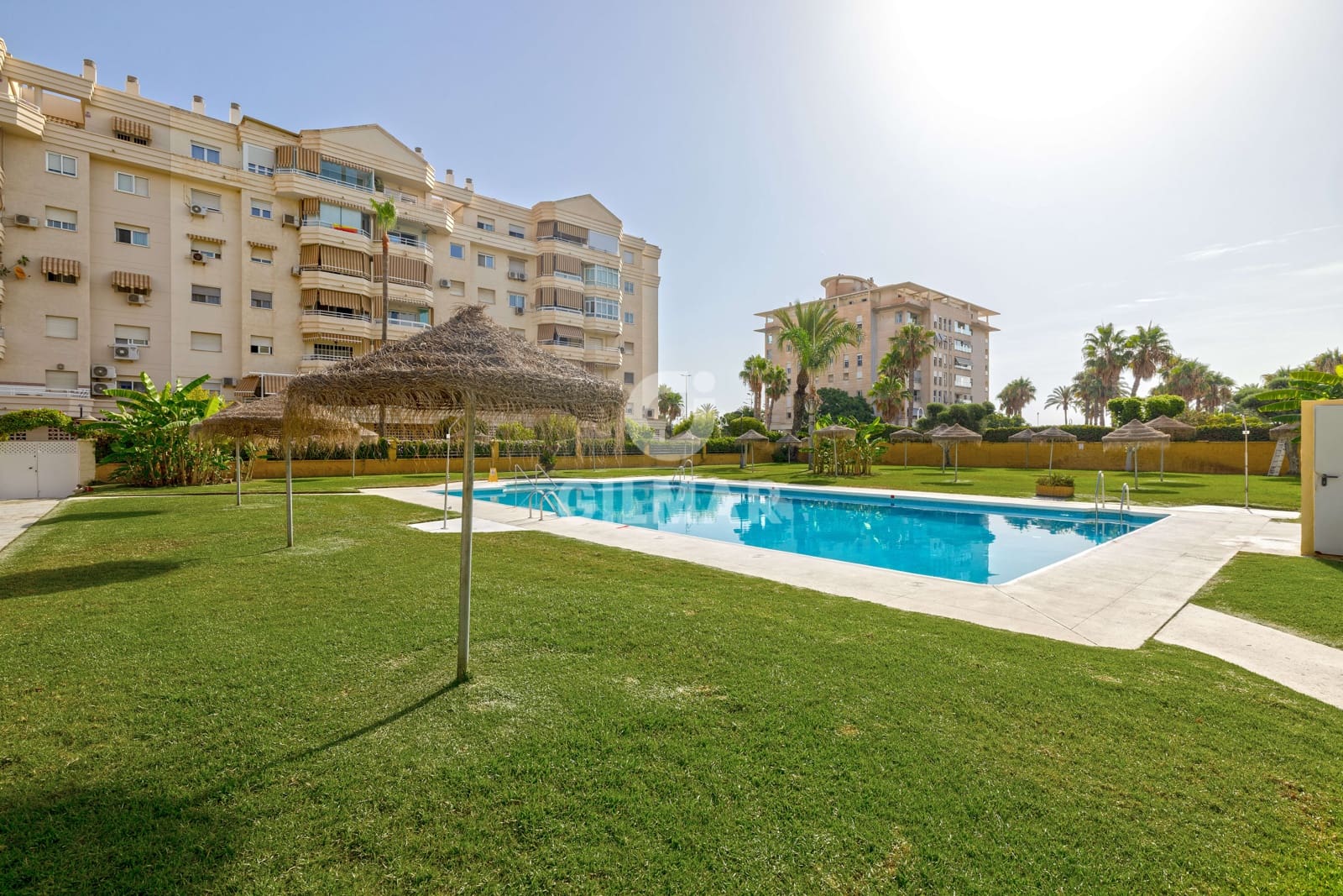 4 slaapkamer Flat te koop in Malaga stad met zwembad garage - € 1.390.000 (Ref: 10021402)