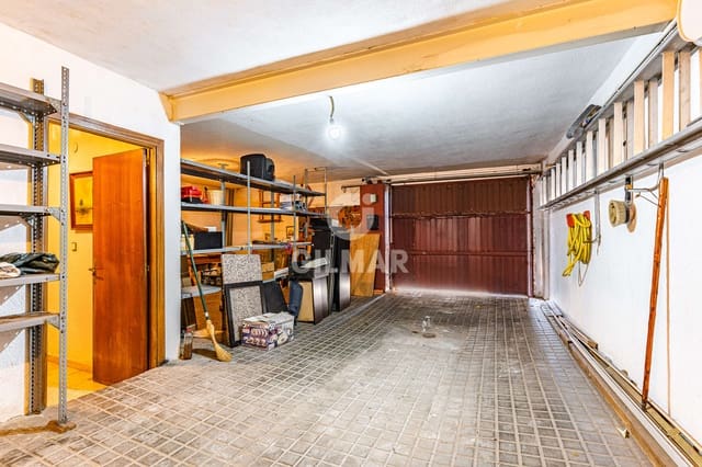 6 bedroom Terraced Villa for sale in Peñagrande, Madrid city - € 1,395,000 (Ref: 10021665)