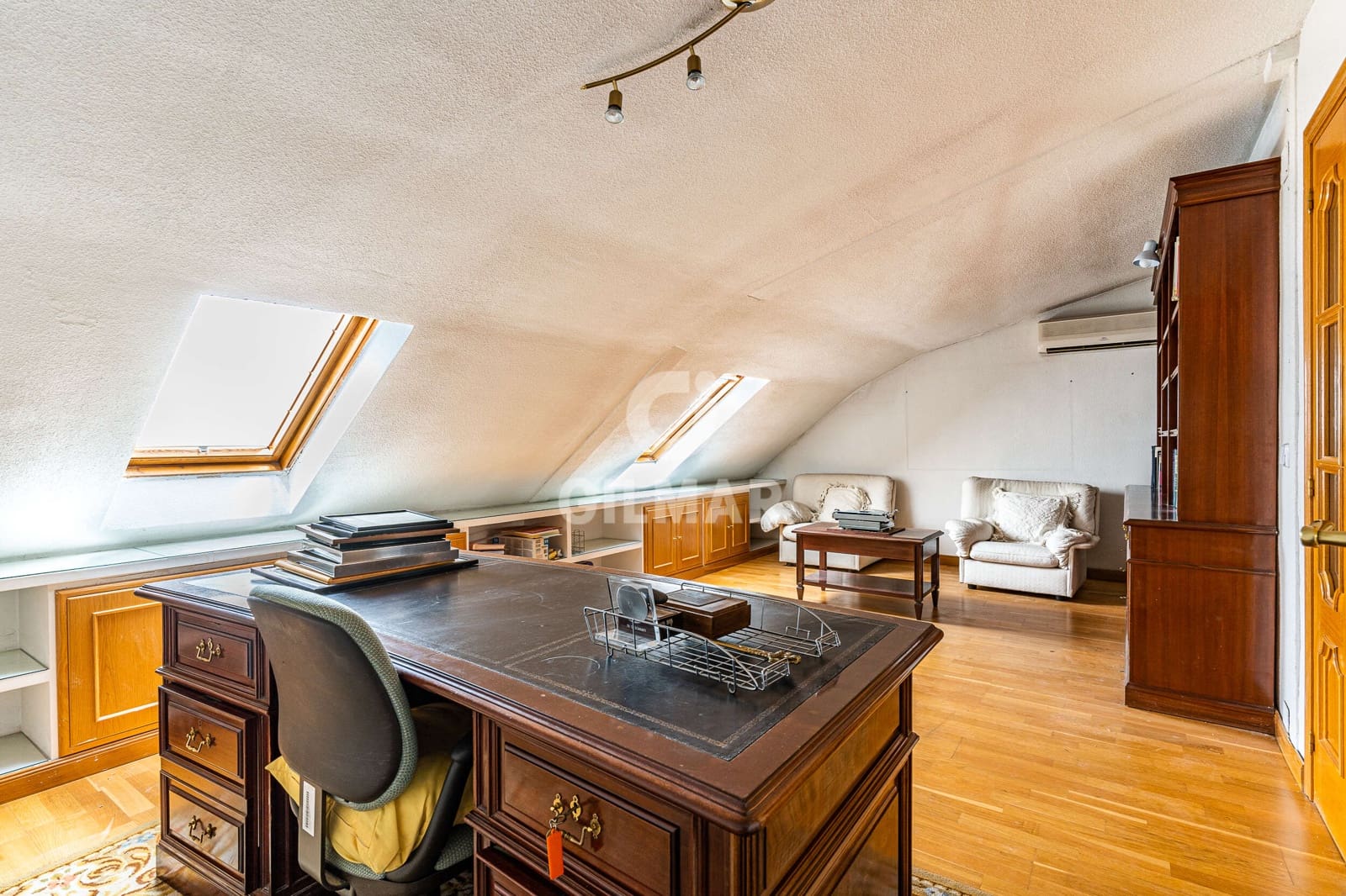 6 bedroom Terraced Villa for sale in Madrid city with pool garage - € 1,395,000 (Ref: 10021665)