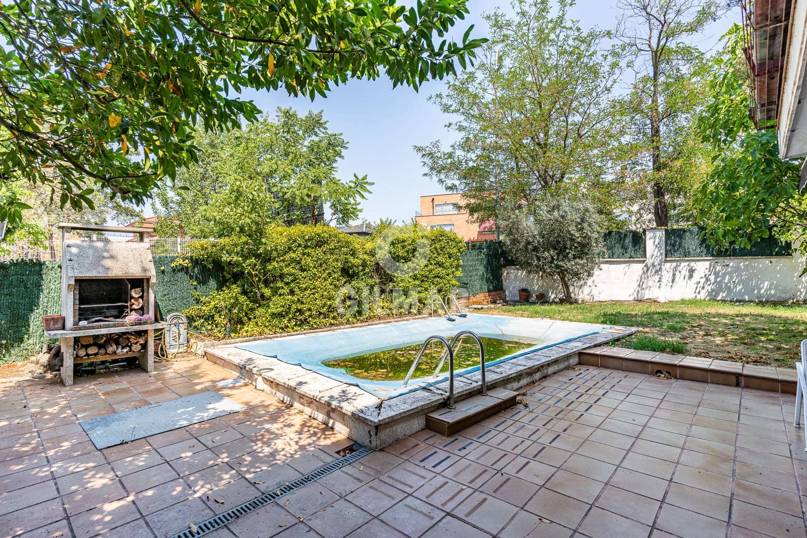 6 bedroom Terraced Villa for sale in Madrid city with pool garage - € 1,395,000 (Ref: 10021665)