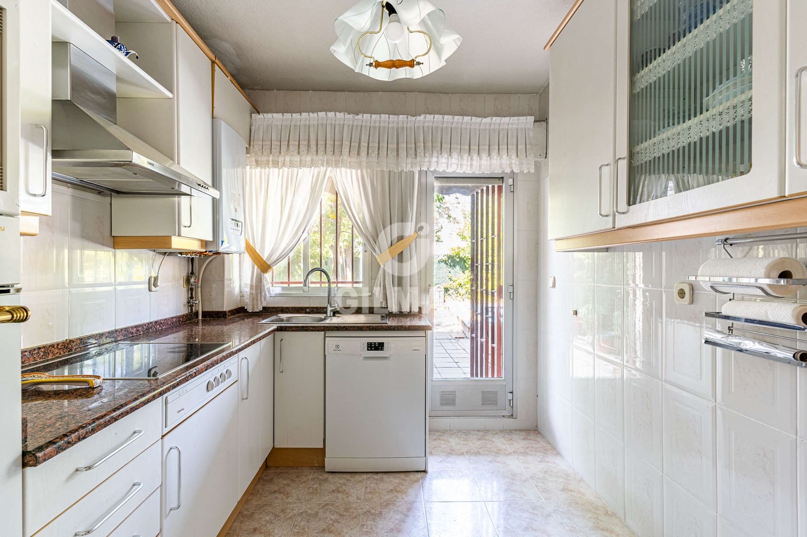 6 chambre Villa/Maison Mitoyenne à vendre à Madrid ville avec piscine garage - 1 395 000 € (Ref: 10021665)