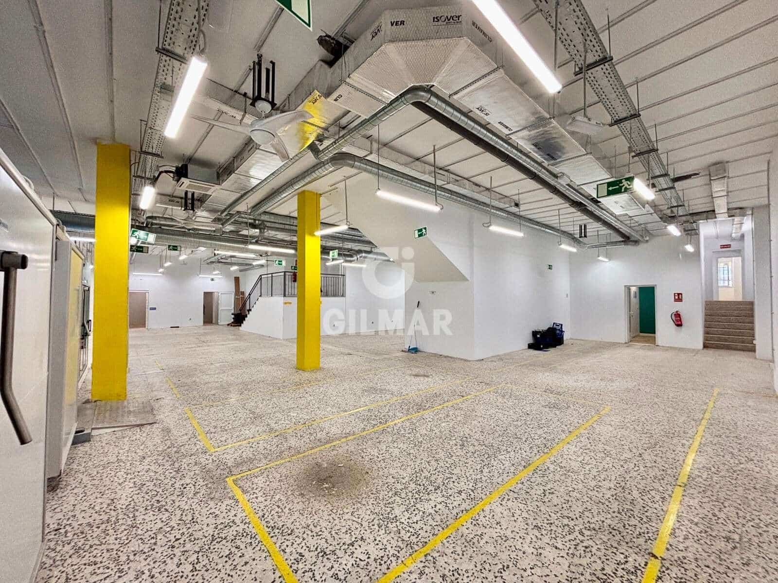 Commercial for sale in Santa Cruz de Tenerife - € 1,003,600 (Ref: 10023372)