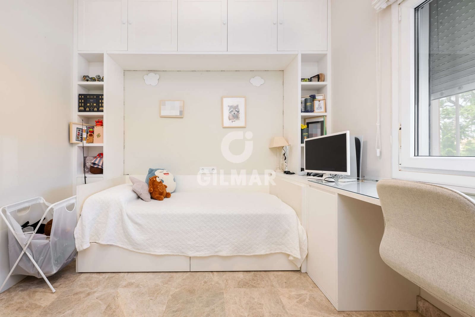 7 quarto Moradia para venda em Montequinto com piscina garagem - 850 000 € (Ref: 10023373)